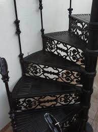 ESCALERA DE CARACOL CON DICEÑOS